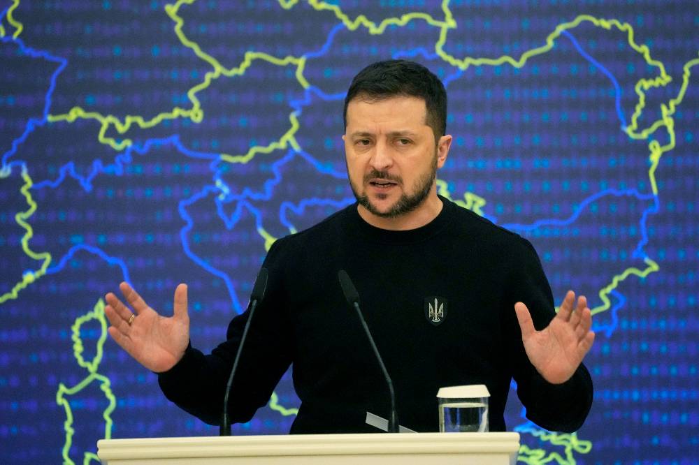Politico: Жители Украины и правозащитники раскритиковали новый закон Зеленского о ВСУ