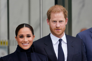 Daily Mail: Принц Гарри может приехать на коронацию отца без Меган Маркл