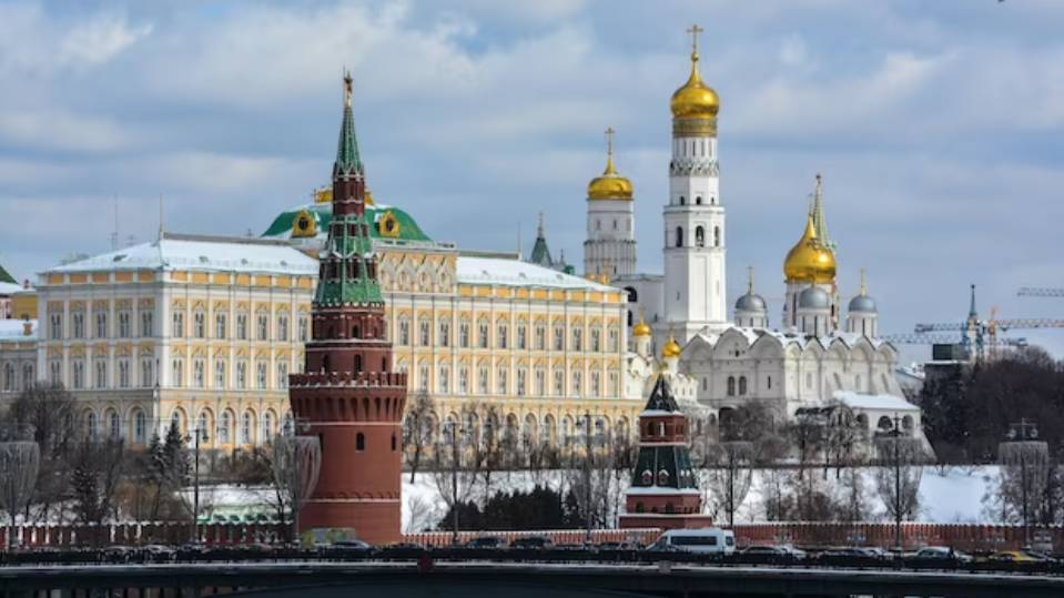 Ещё и обгонит: Во Франции признали, что сокрушить экономику России не удалось