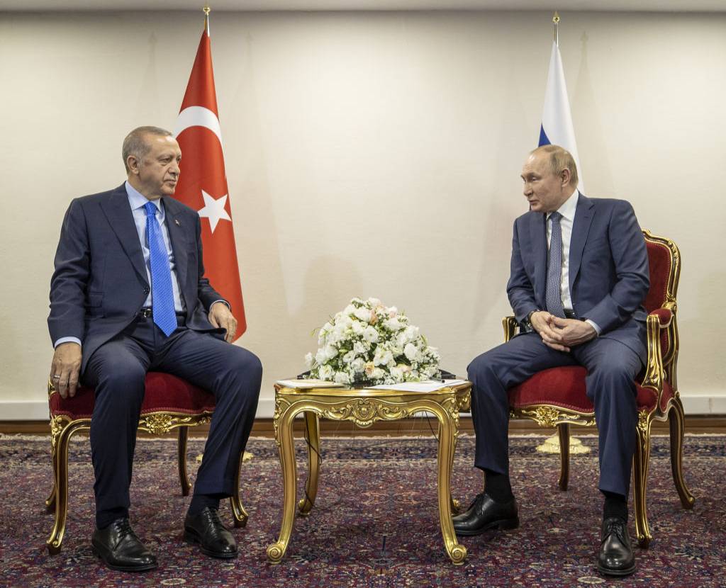 Путин сегодня обсудит с Эрдоганом помощь Турции после мощного землетрясения