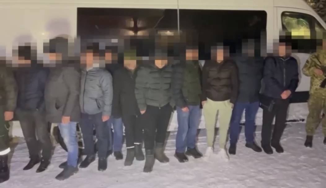 При попытке сбежать в Румынию пограничникам попались 13 украинцев