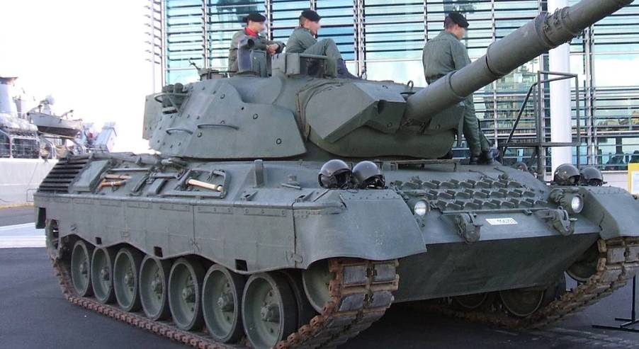 Минобороны ФРГ открестилось от поставок швейцарских Leopard 2 на Украину