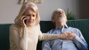 7 самых правдоподобных разводов мошенников, на которые чаще всего ведутся пенсионеры