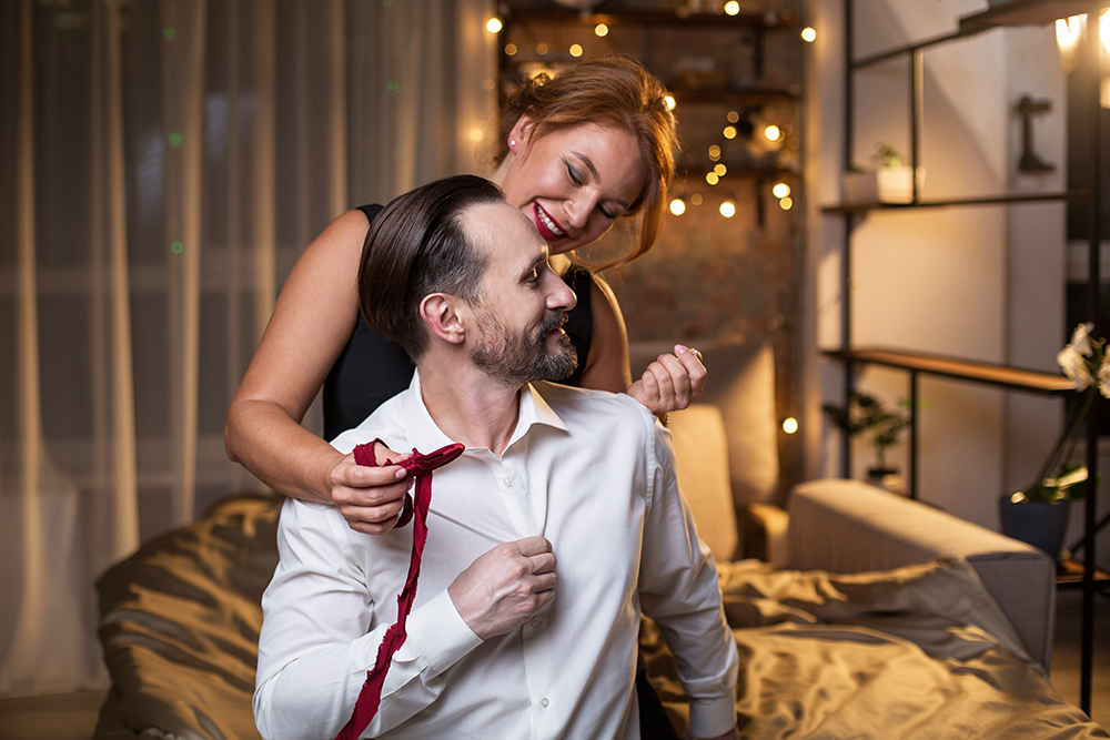 Поменяйте ужин и секс местами — начните свидание с близости, а уже затем, пережив яркие впечатления, переходите к трапезе. Фото © Shutterstock