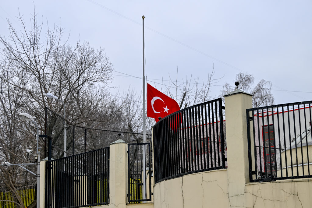 Сейсмолог, предсказавший землетрясение в Турции, предупредил об опасности в других регионах