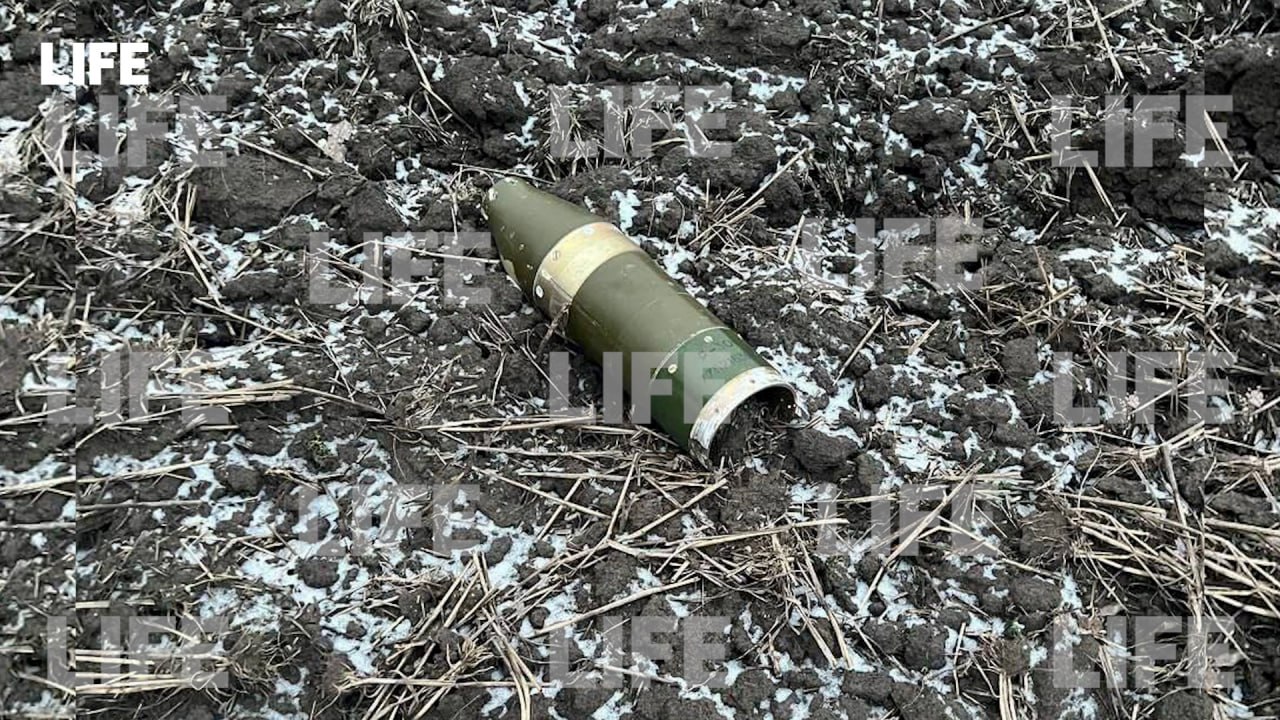 Обломок ракеты от украинского противотанкового комплекса "Корсар". Фото © LIFE