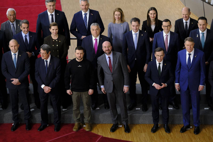 Фото лидеров Евросоюза в Брюсселе. Обложка © twitter / CharlesMichel
