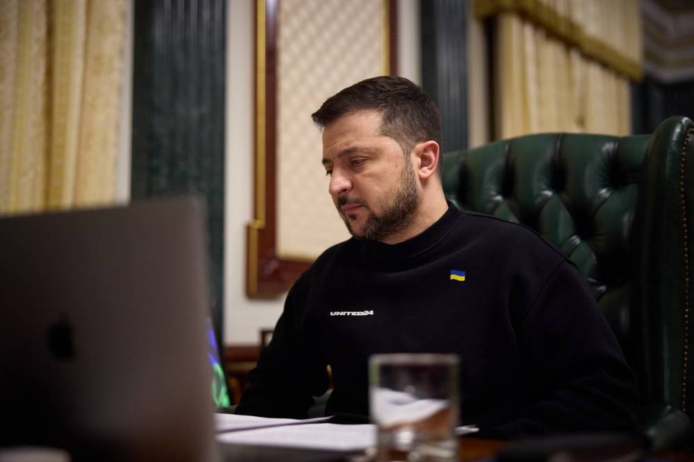 Зеленский ответил на петицию о переименовании России в Московию