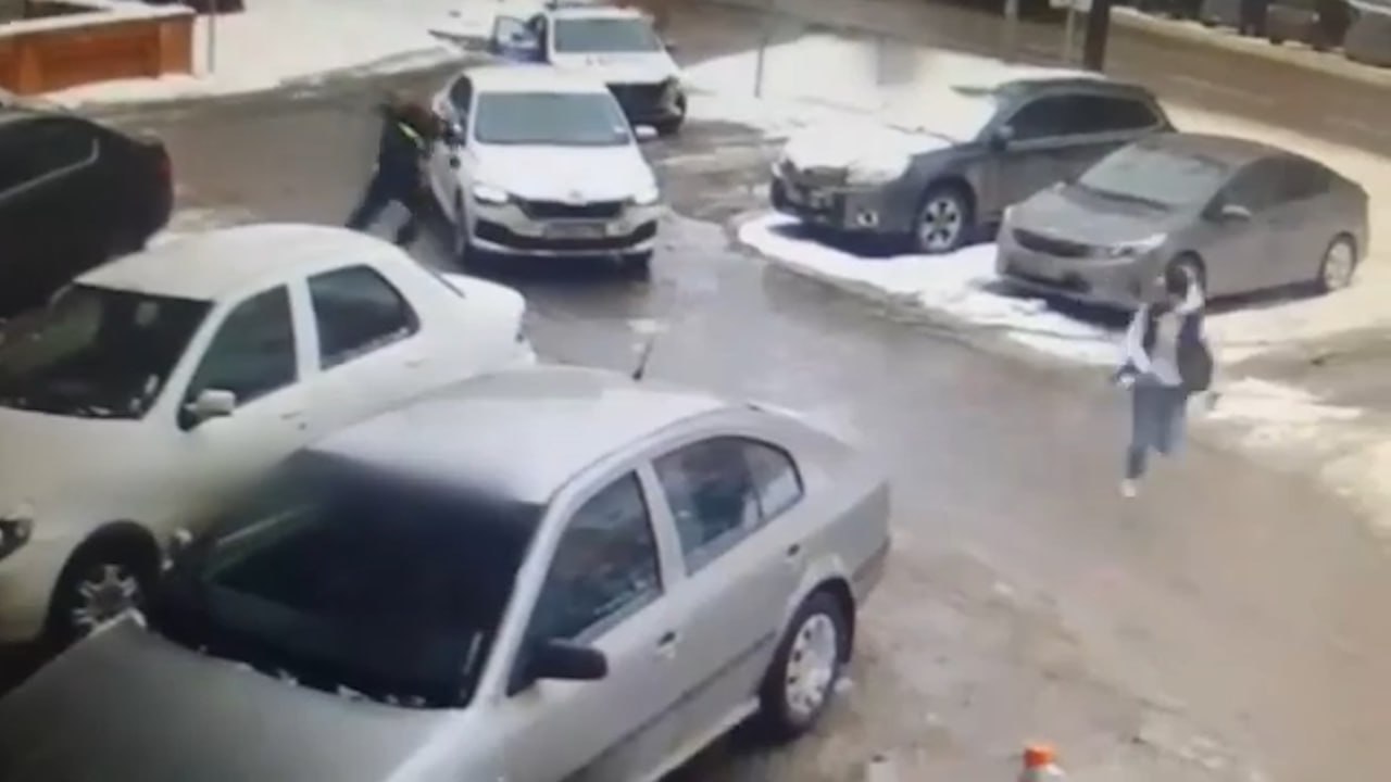 Появилось видео погони со стрельбой за бежавшим с Украины киллером-борцом до Реутова