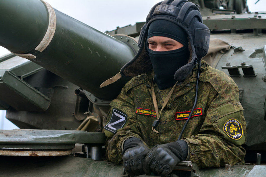 Российский военный. Фото © Getty Images / Arkady Budnitsky / Anadolu Agency