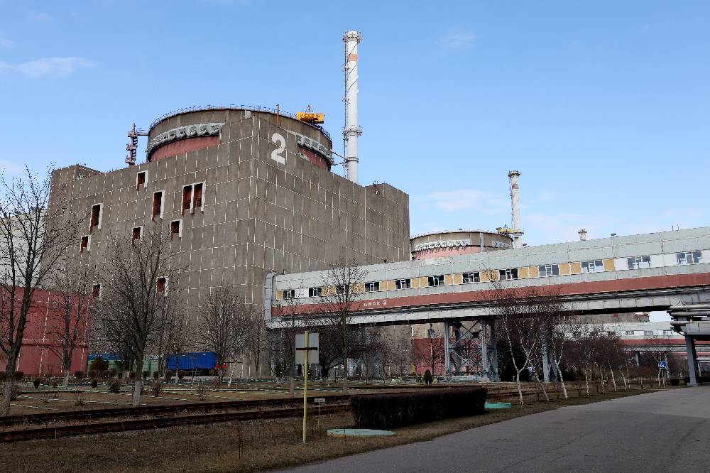 Рогов заявил, что Киев срывает создание зоны безопасности вокруг ЗАЭС