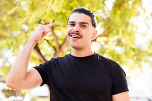 Психиатр объяснил, почему весной у некоторых людей "съезжает кукуха"