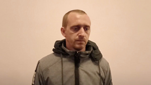 Пьяный житель Херсонской области чуть не спалил себя, пытаясь сжечь флаг России