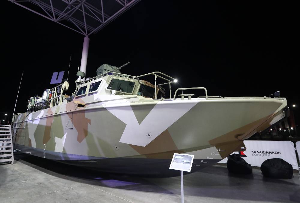 Калашников разработает новые модификации десантного катера БК-16 для силовиков