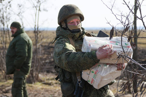 В РФ предложили ввести отличительный знак для россиян, которые помогают бойцам СВО