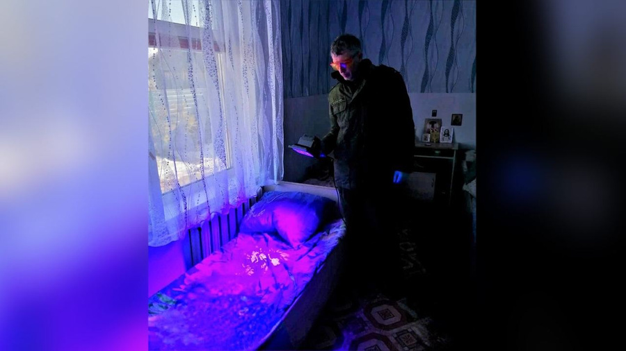 Комната в доме престарелых, где произошло убийство. Обложка © Telegram / СУ СК РФ по Алтайскому краю