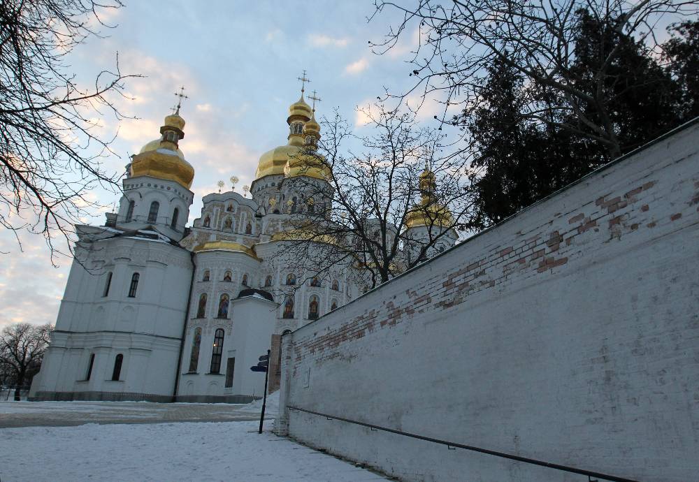 Песков: Посягательства Киева на православную церковь доказывают правильность проведения СВО