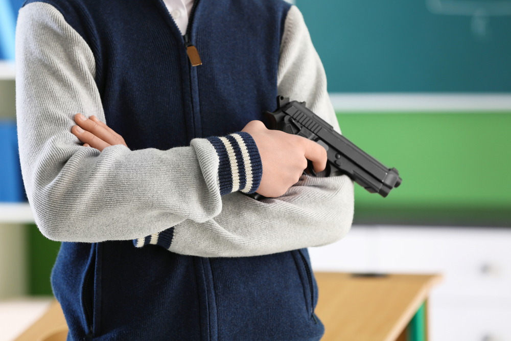 В Кузбассе 15-летний ученик открыл стрельбу в школе