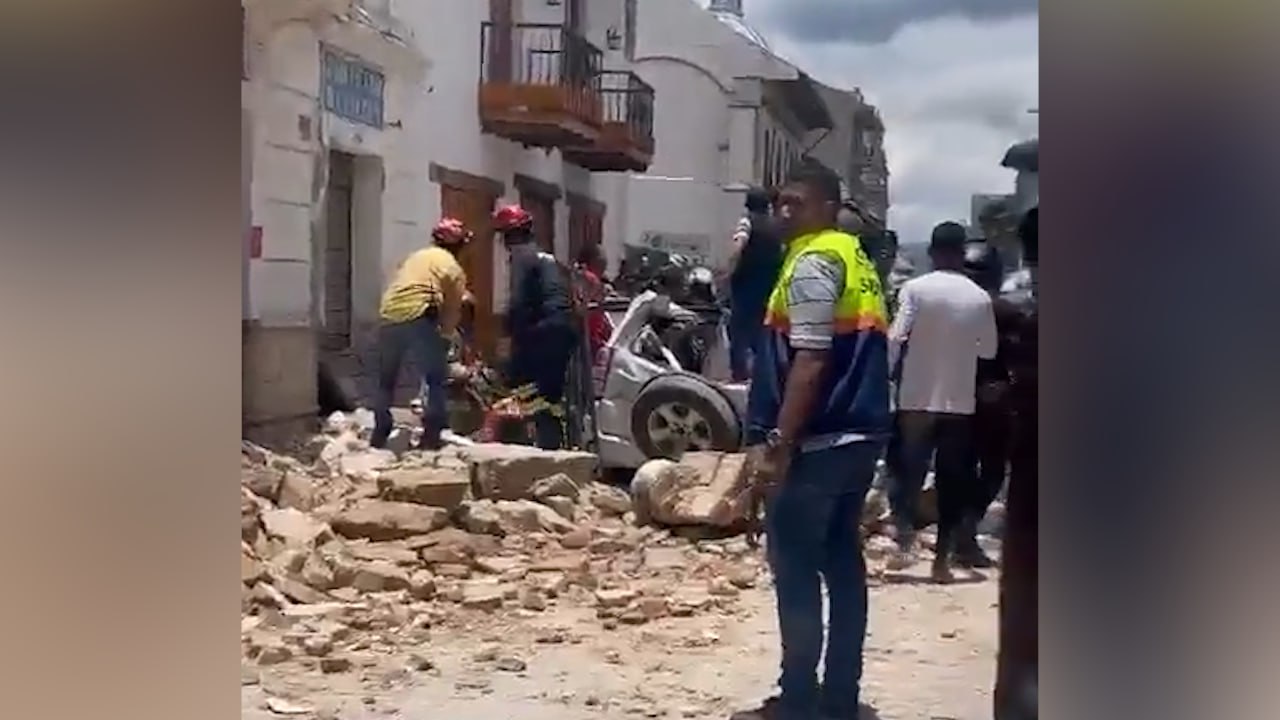 Число жертв землетрясения в Эквадоре увеличилось до 12 человек