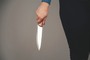 Ученик столичной школы мог умереть, если бы не ударившая его ножом в спину одноклассница