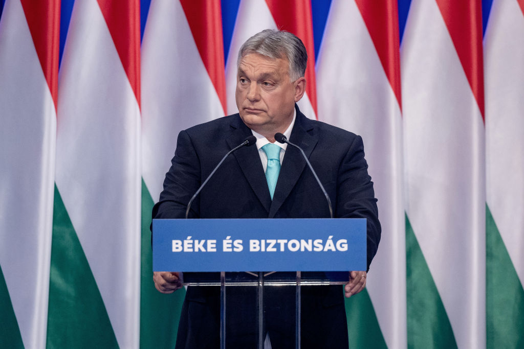 Премьер Венгрии Орбан предложил создать европейское НАТО без США