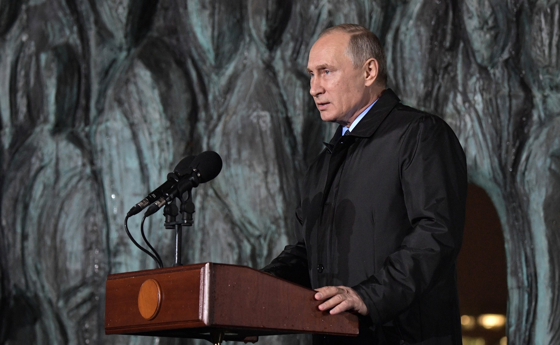 Ветеран из США: Путин виноват лишь в том, что не продал Россию