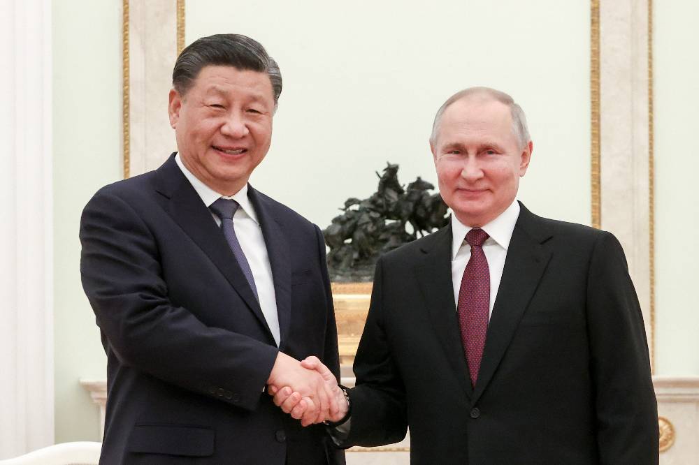 В Кремле не стали комментировать приглашение Си Цзиньпина Путину посетить Китай