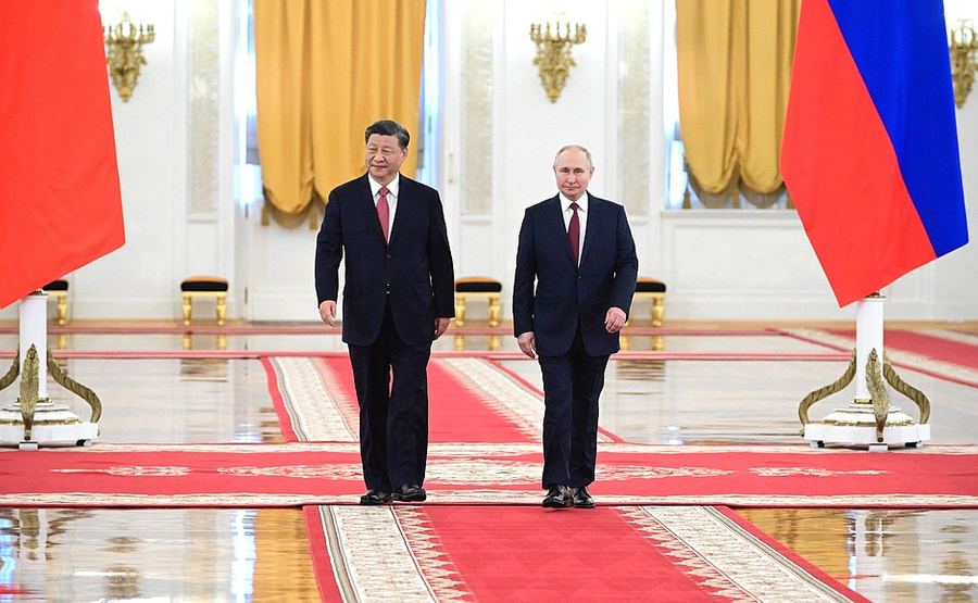 Путин и Си Цзиньпин на переговорах в Кремле. Фото © Кremlin.ru