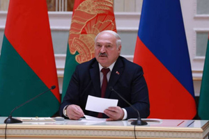 Лукашенко: На примере некоторых стран видно, как "поднял голову" современный неонацизм