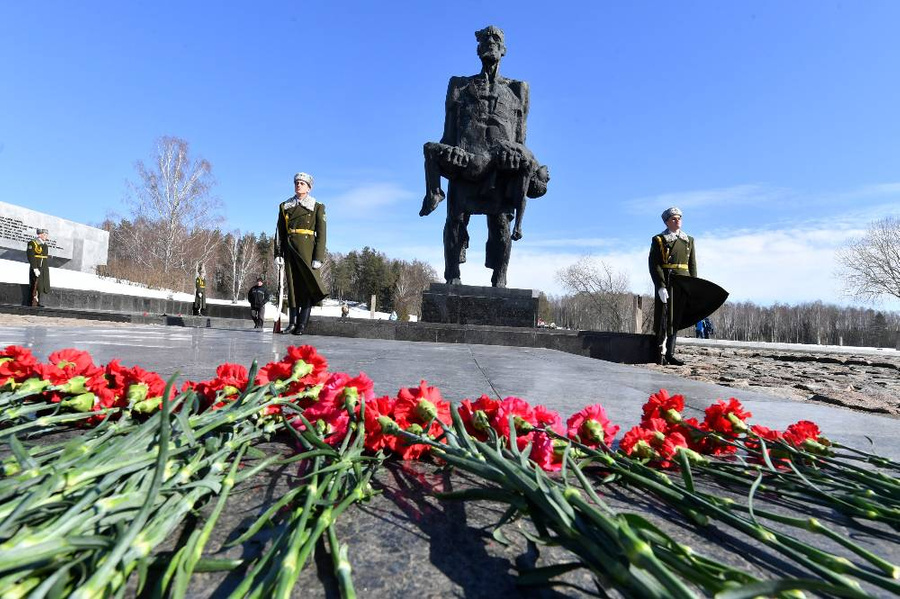 <p>Мемориал Хатынь. Обложка © ТАСС / Виктор Драчёв</p>