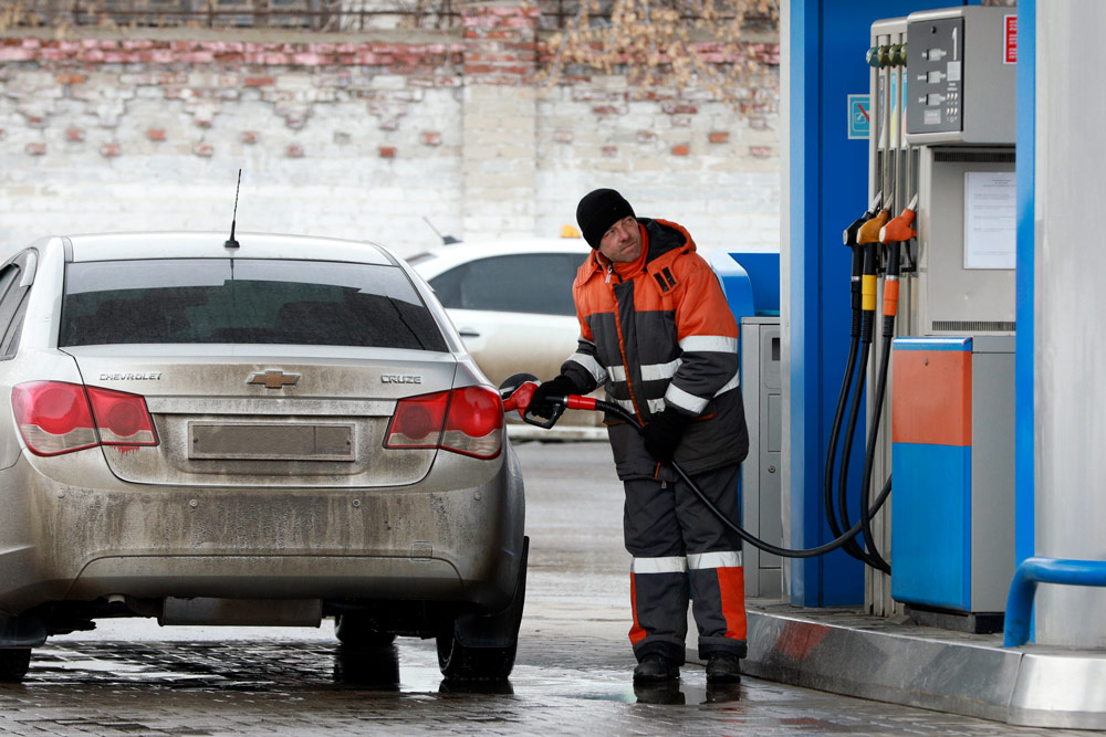 С 1 апреля изменятся налоги для нефтяников: Что будет с ценами на бензин и дизель
