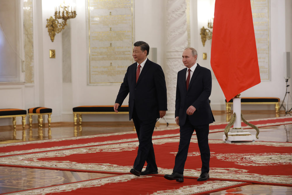 Визит Си Цзиньпина в Москву — это яркая оплеуха Вашингтону, заявил политолог