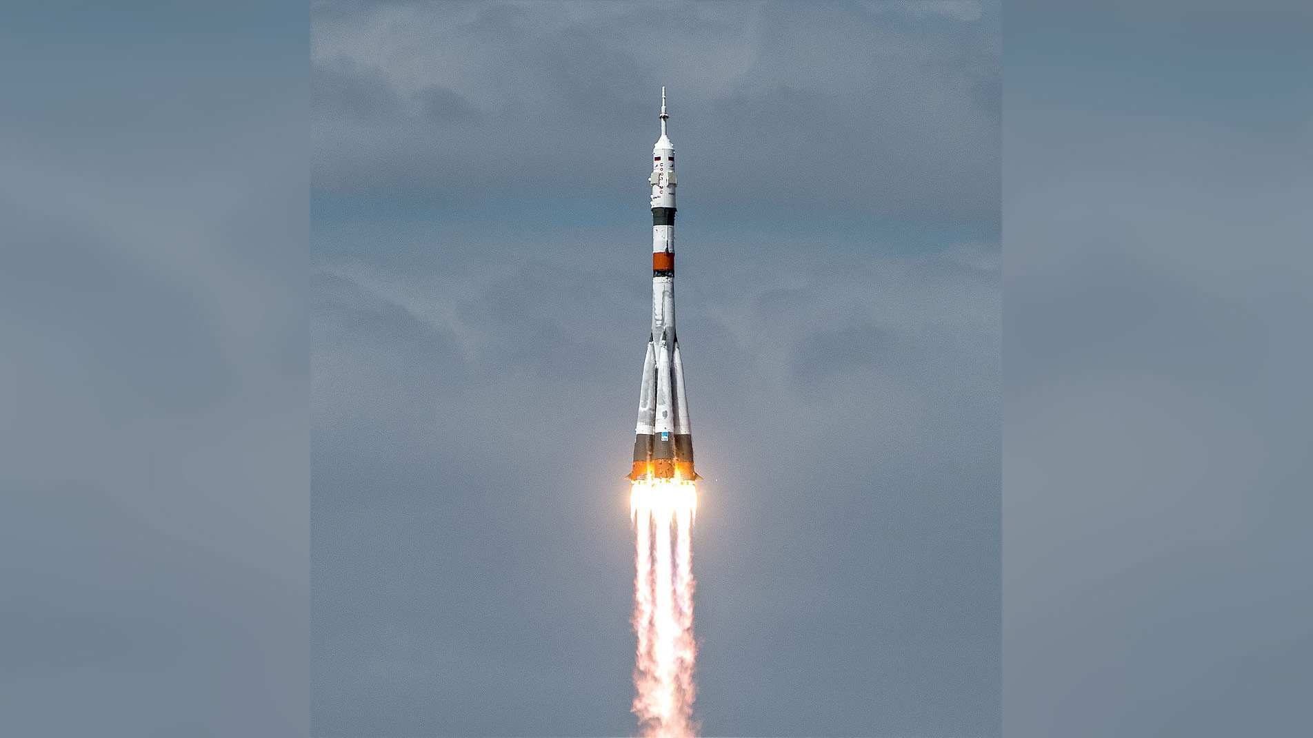 ВКС РФ провели пуск ракеты-носителя Союз-2.1а со спутником для Минобороны
