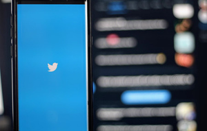 Пользователям "Твиттера" по всему миру стала доступна платная подписка Twitter Blue
