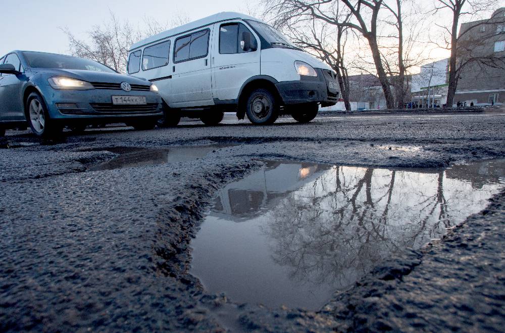 В Уфе водитель отсудил 270 тысяч рублей за яму на дороге, но отдавать деньги ему не спешат