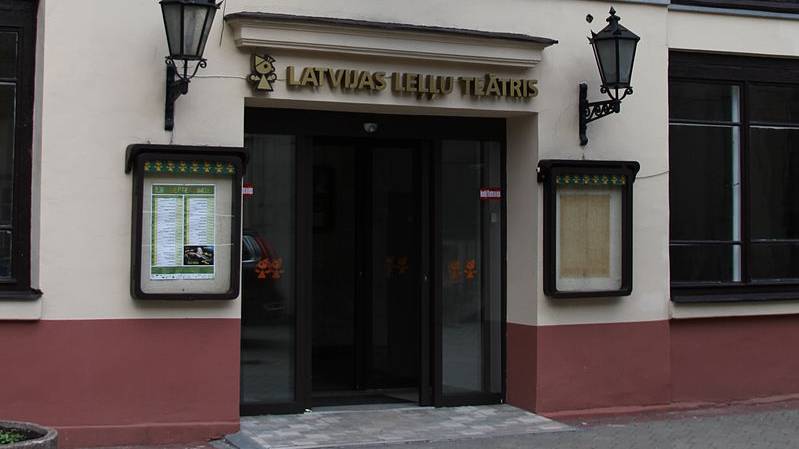 Латвийский театр кукол решил отказаться от всех русскоязычных спектаклей