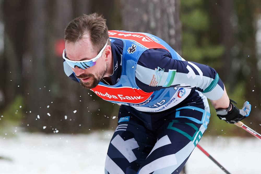 Лыжник Устюгов передумал завершать карьеру после победы в марафоне на чемпионате России