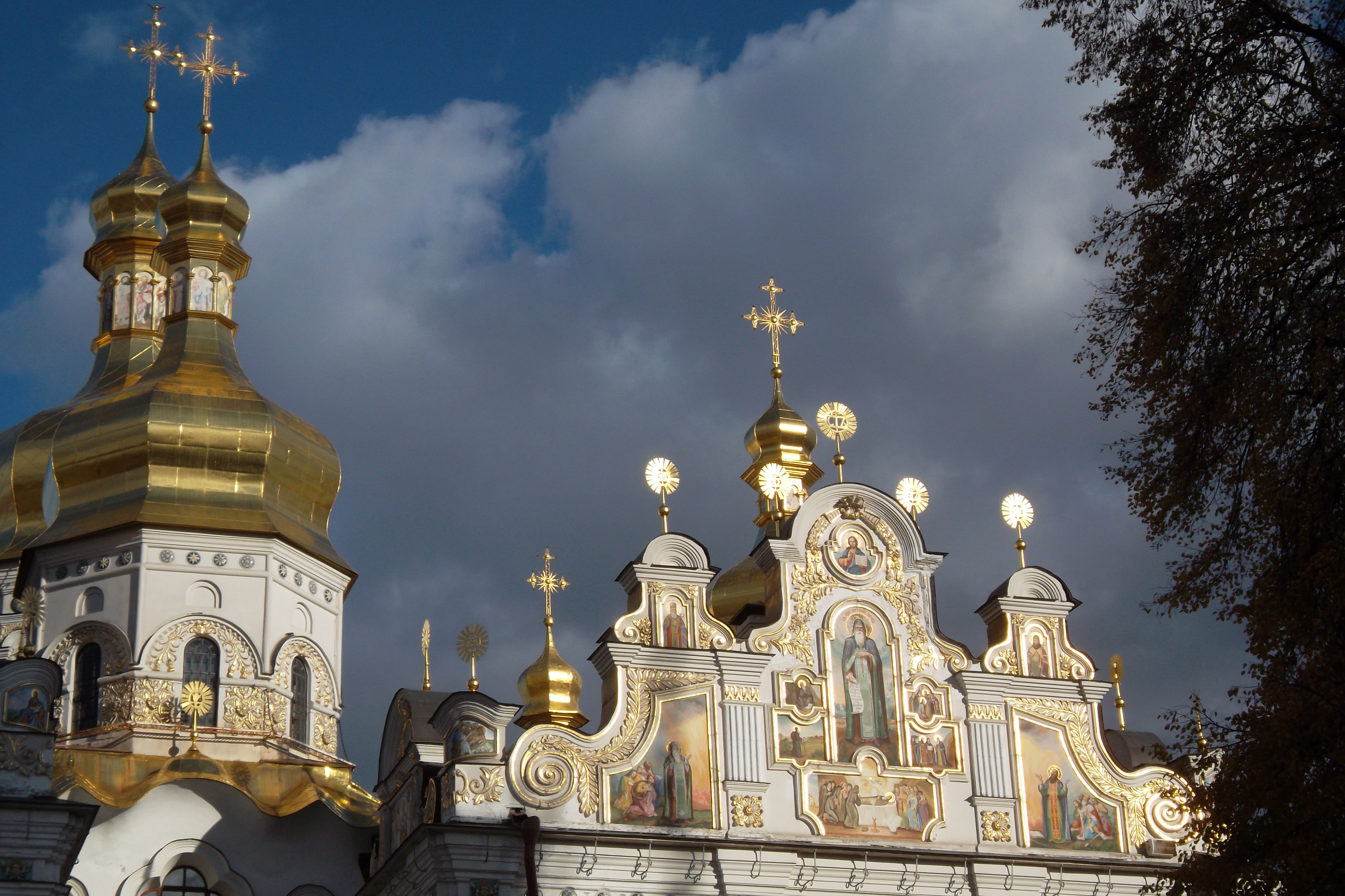 На Украине умер ещё один чиновник, возглавлявший захват храма УПЦ