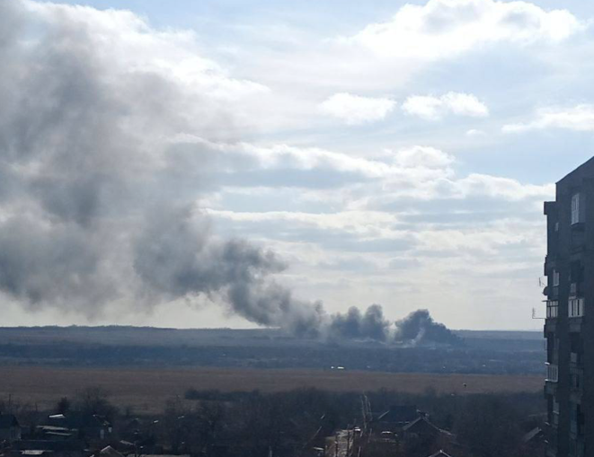 Сбитый над Енакиевом самолёт упал в поле, никто не пострадал