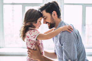 Эти 7 самых важных фраз каждый отец должен говорить дочке в детстве