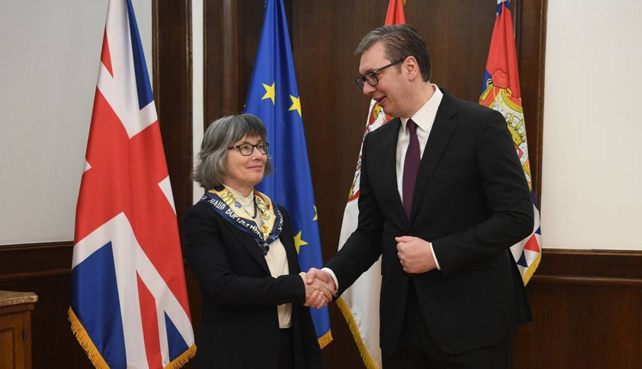 Шэн Маклауд на встрече с Вучичем. Фото © Сайт Президента Сербии