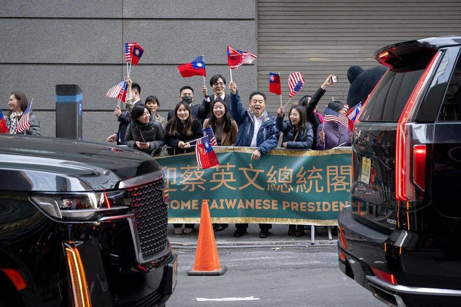 Глава администрации Тайваня Цай Инвэнь прибыла в Нью-Йорк. Фото © Twitter / Taiwan in Thailand