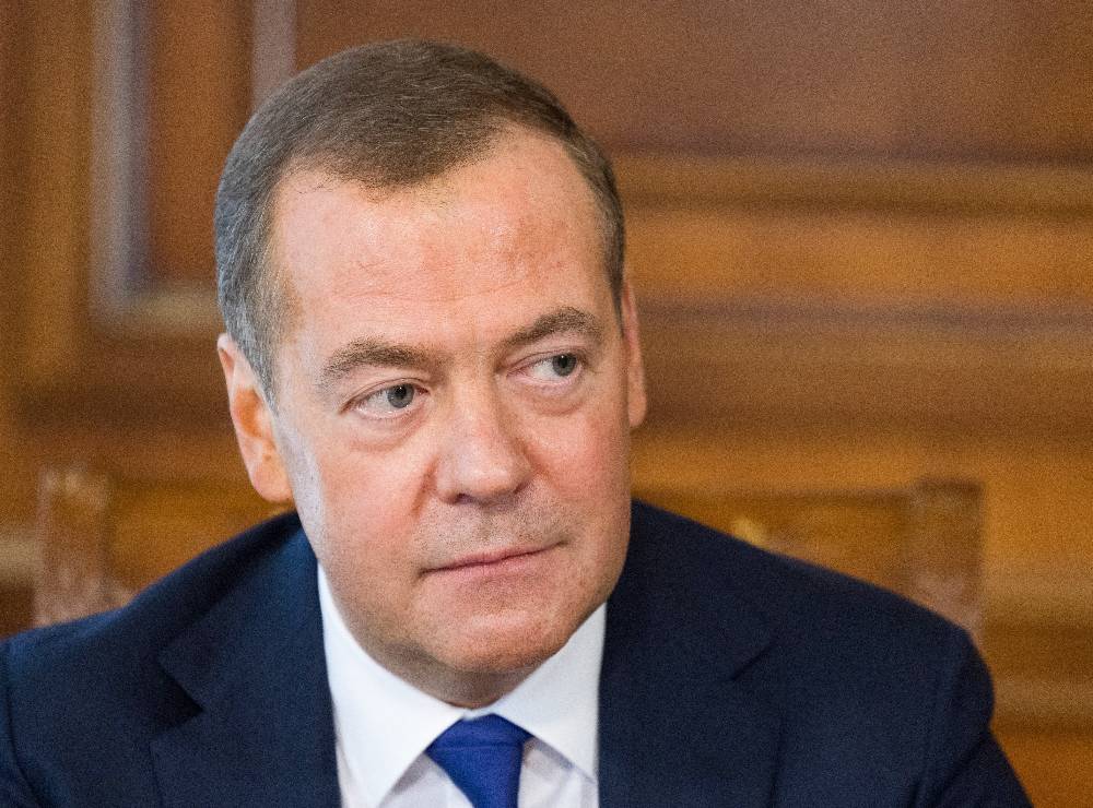 Медведев выступил против вражды по отношению к гражданам западных стран