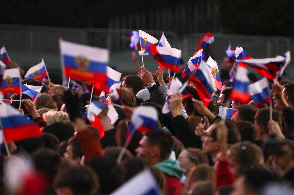 Политолог Чеснаков рассказал о высоких рейтингах губернаторов в преддверии выборов