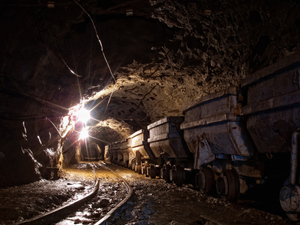 В Забайкалье подросток пошёл гулять в заброшенную шахту и пропал
