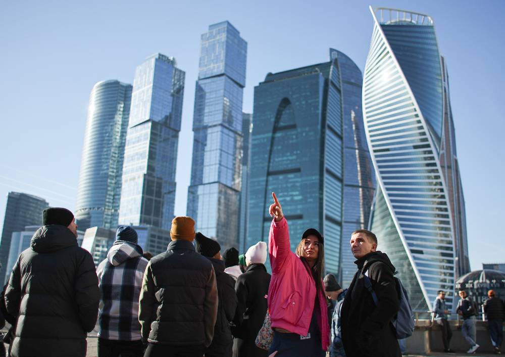 Концепция внешней политики объявляет Россию одним из суверенных центров мирового развития