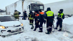 Синоптик раскрыл причину аномальных снегопадов в Ростовской области