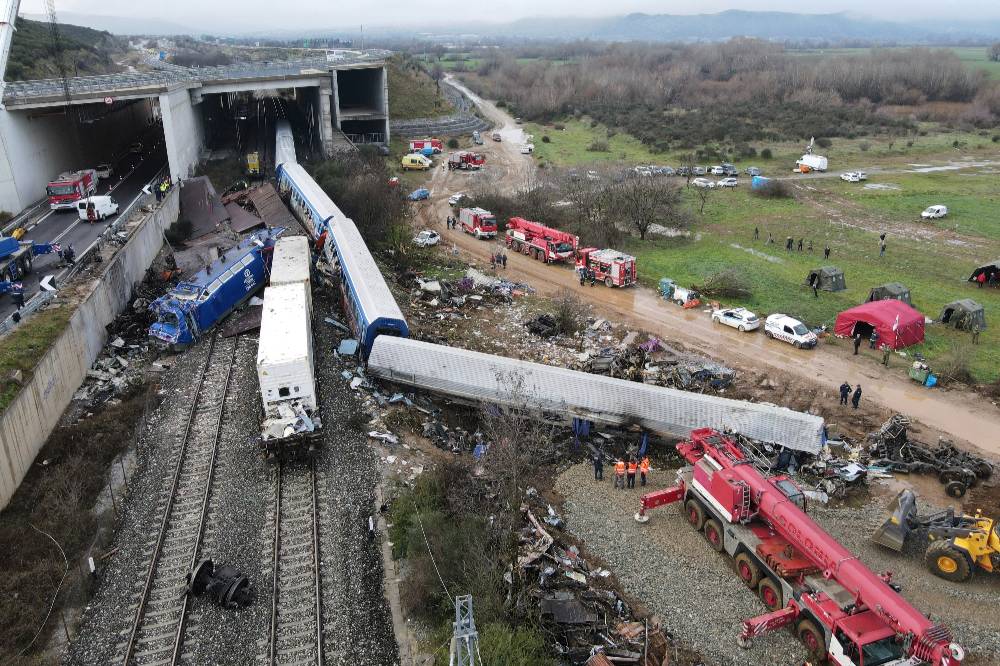 Премьер Греции дал обещание семьям 57 жертв жуткой катастрофы поезда