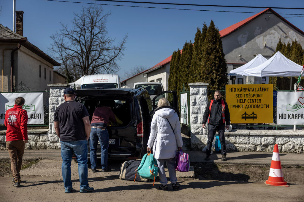 Австрийцы в бешенстве из-за бедных украинцев на элитных авто