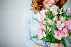 Аллерголог дала советы по выбору подходящих для 8 Марта цветов